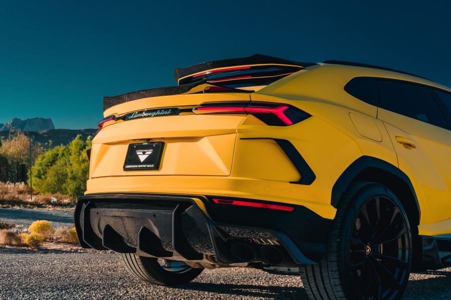 Детали экстерьера Lamborghini Urus by Vorsteiner 2019 года  (фото 8 из 40)